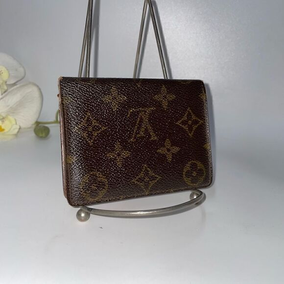 Authentic Louis Vuitton Monogram Wallet - Picture 2 of 11